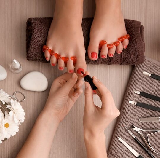 Manicure & Pedicure